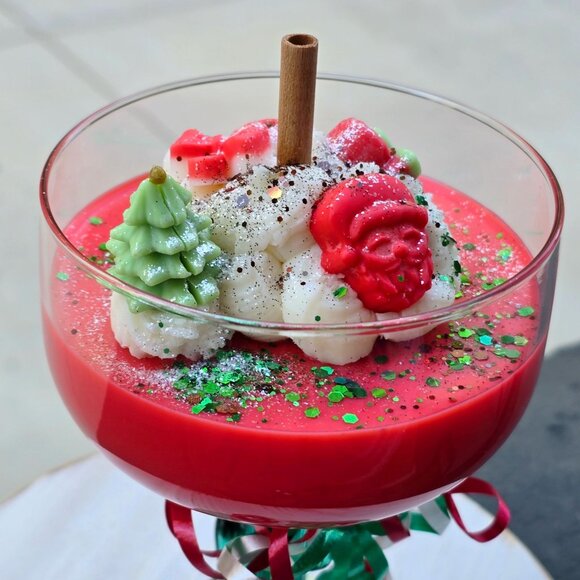 Holiday Candle ✦ Mistletoe & Cinnamon ✦ Soy Wax in XL Wine Glass w/ Green Stem - Picture 2 of 8